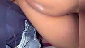 Beautiful Ass of the Blonde Salon Girl – So Delicious!