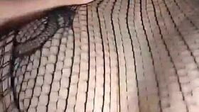 le tiran semen en la cara - cumshot facial - anal - sexo anal - verdadero anal - le rompen el co�o y le dan la leche en la cara - creampie