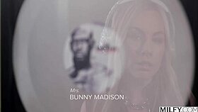 blonde milfs bunny madison and alexis malone share a bbc