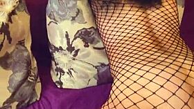 Milf bends over for close-up anal doggystyle