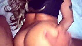 Pretty brunette shares homemade video without condom 😱