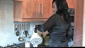 novinhos lisinhos se pegando in homemade anal workout with dirty talk