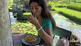 i’m loving this cumwalk, eating pasta carbonara with sperm dripping on my face