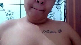 puta depravada shows off wet juicy pussy for camera