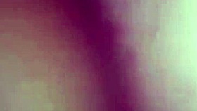 Watch this puta taking porra deep in her ass