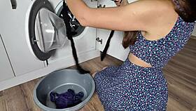 Stepmom stuck in the washing machine, with juicy ass and shaved pussy, gets homemade cunilingus