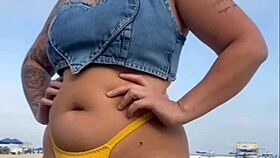 homemade fucking in the in-laws room gets crazy hot!