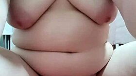 i’m fingering myself and getting so wet just thinking about you