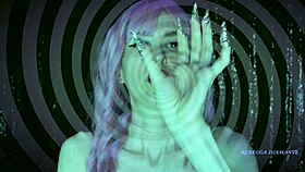 Six hungry mouths suck on a stallion with deepthroat and facials