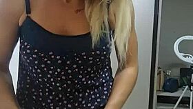 alineflavio drops update 144 with a hot blonde milf moment.