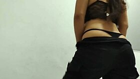 Hermosa latina dances sexy, then we fuck in living room