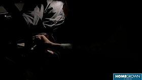 scarlett taylor blows lover while driving