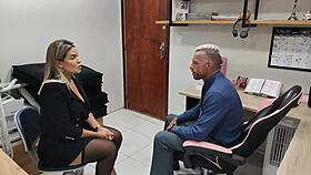 caught stealing, she offers her ass to the guy who fills it with cum - vagninho and luna oliveira