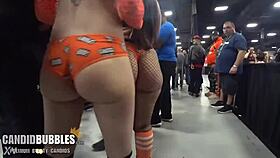 Watch that big ass clapping, begging for more attention?