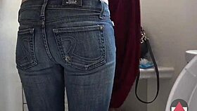 blonde model stuck after shoot, i fucked her huge feet while smoking 😏