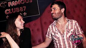 Lola Douce Coquine Soffre Deux Énormes Bites