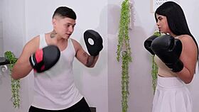 i fucked a horny milf after boxing training, starting with licking her pussy in doggystyle, dilan clavijo