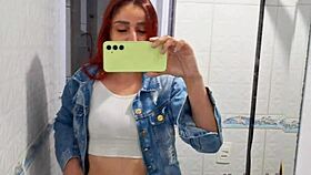 Casada Shows Ass to Driver and Fucks on Street!