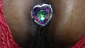 i'm playin with the whore's big ass and cummin on it