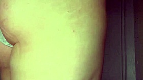 Watch This Hairless Teen Masturbate Her Pussy Close-Up?