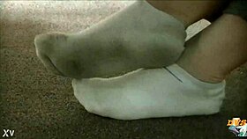 i love these dirty socks hidden under sneakers in candid shots