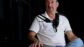 Farmer enters porn by daughter's invitation, admires andressa urach, controversies with carlos urach