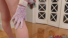 High-heeled mature british milf toys herself in stockings and heels