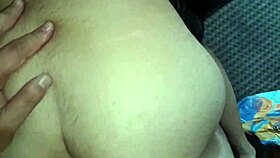 Hermanastra pelirroja con hermosas tetas?