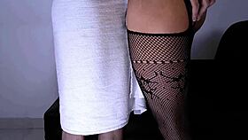 Esta Colegiala No Parará De Cabalgar Hasta Que Termine Adentro De Su Estrecho Coño