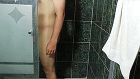 My stepmom fucks me in the shower while daddy teleworks! 😏💦