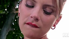 katarina hartlova enjoys a relaxing solo session