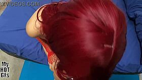 jovencita usa lencería roja provocativa y termina follada por su novio en casa