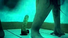 La pandita recibe el a�o caliente y con su juguete favorito ️