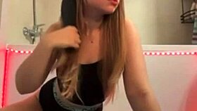 Crazy BBW Teen Masturbates Wet Pussy In Shower On Webcam