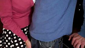 Thick MILF Dee Williams Seeks Raunchy Anal Play at AnalKink - What's Her Secret?