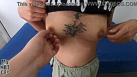 Oh Dios, Esta Flaquita Apenas Es Legal Y Ya Quiere Follar