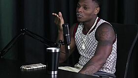 Medindo o tamanho da bunda da morena gostosa e o resultado foi - will mastro sheer red