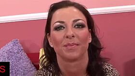 i'm fucking this gorgeous milf with big cock