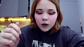 pretty alternative girl does a cute mugbang with her chubby friends.