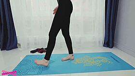 Skinny brunette fucks after yoga and takes cum in pussy