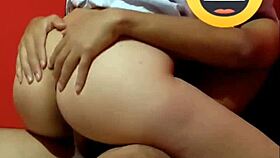 colegiala latina monta a maestro en video casero, rompe culito con uniforme