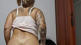 She heads to the gym to flash her body at the guys.