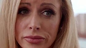 I open my backdoor as hot married bride Danielle.