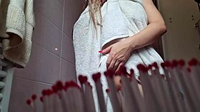 hey, check out santos masturbating her pussy on this video?