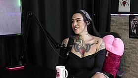 Teve a pol�mica de seu cu engolir um plug g sente tes�o no p� come�ou menage nova gostou de fazer dp com pau grande e o que ama no sexo - lexi mallet sheer red