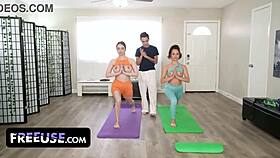 लातीना दोस्त योग गुरु के साथ सीमाएँ पार करती हैं