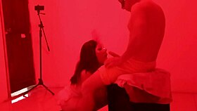 La Puta Del Prostibulo Me Dio Una Gran Mamada De Testiculos Gratis A Cambio De Obtener El Nuevo Celular De Moda Porno Real En El Cabaret