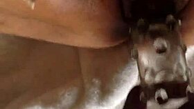 exploring big pussy with toys