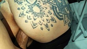 hermosa latina swallows cock does russian fucks gets facial