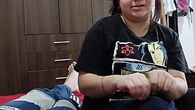 pov tu hermanastra te ense�a un truco de magia que termina con tu polla en su culo, beautiful brunette babe.